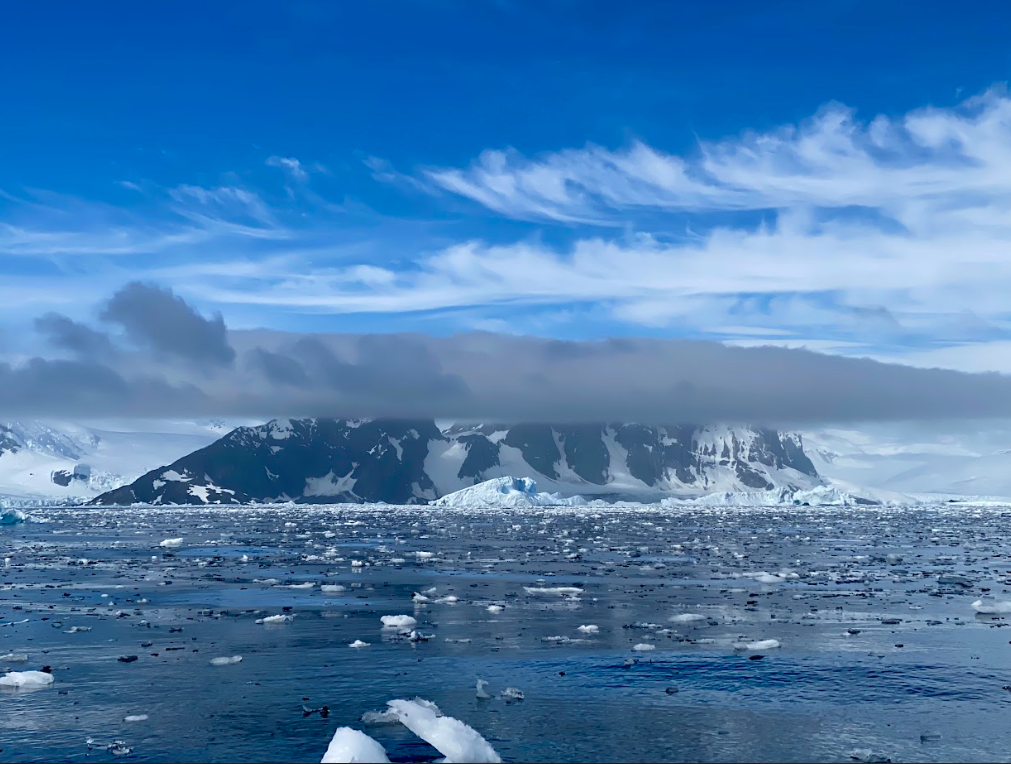 Життя на краю світу. Полярник розповів про найбільші небезпеки в Антарктиді